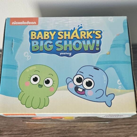 Nickelodeon Baby Shark's Big Show Baby Shark Bath Sprinkler 18 mo+ NWT - Picture 2 of 4